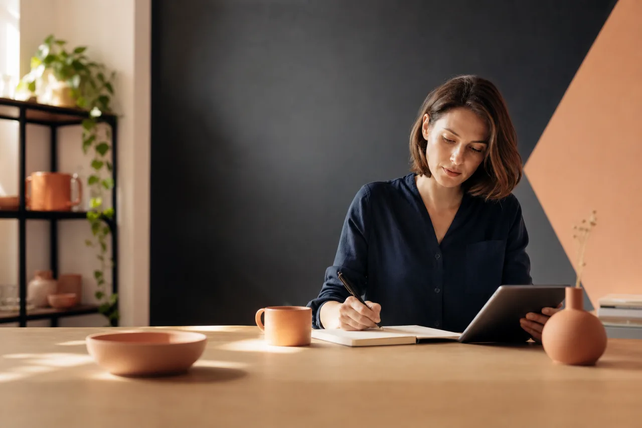What a useful shared customer history should contain — a practical Suite.coffee guide